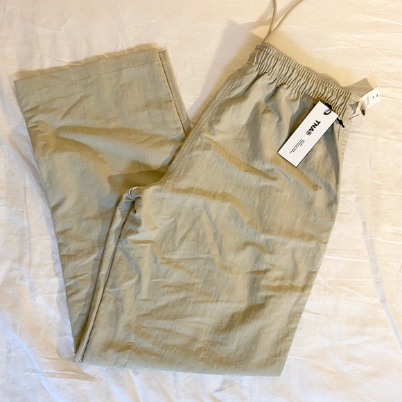 Aritzia Pants - Aritzia straight leg Sawyer Pant New